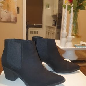 Black Ankle Chelsea Boots.